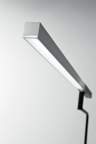 Lampe de bureau Profil Office Line, trace une ambiance lumineuse
