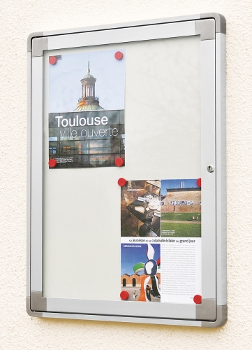 Vitrine d'exposition Frame Out, vitrines d'extérieur